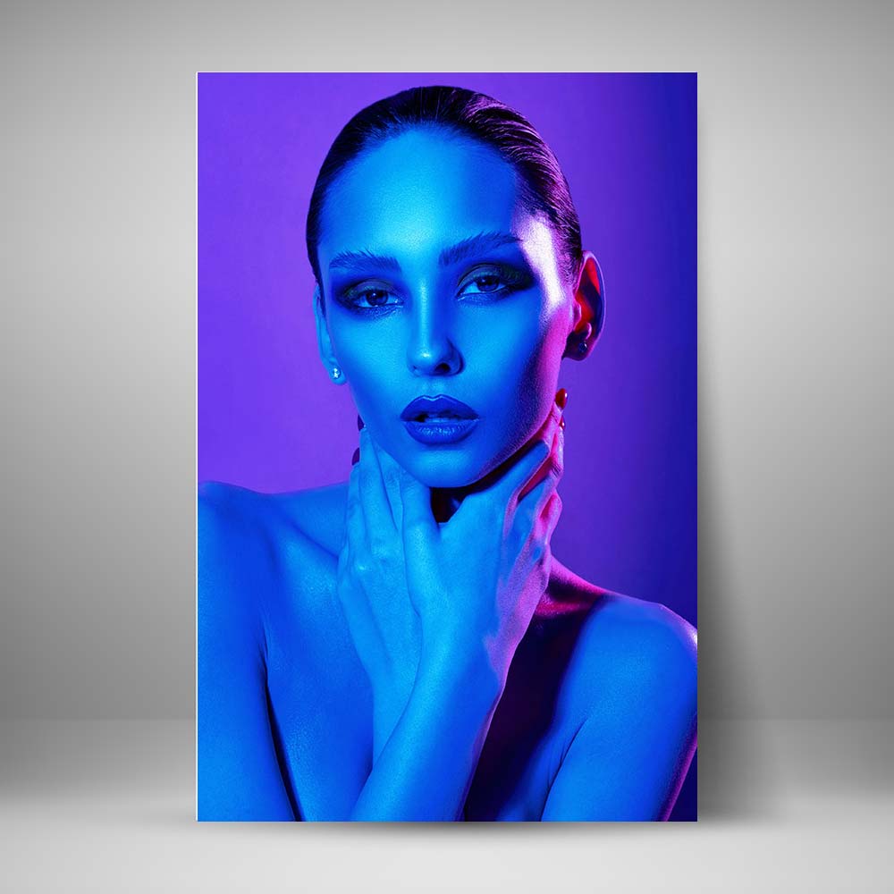 Rostro azul elegante